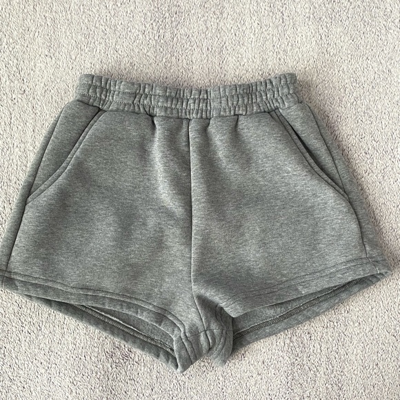 SHEIN Pants - Grey sweatshorts
